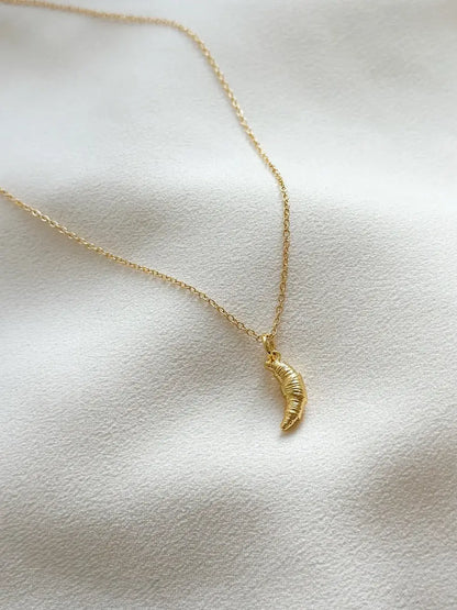18k Gold Croissant Pendant Necklace