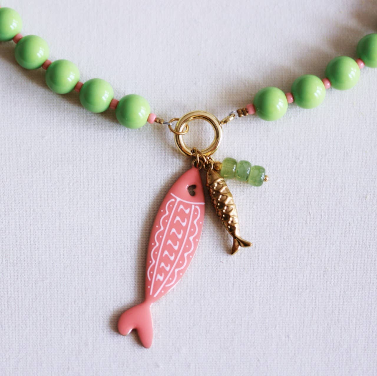 Beaded necklace with Miyuki beads with charms - green/salmon