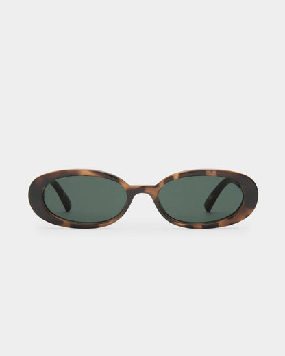 OUTTA LOVE SUNGLASSES - Tort